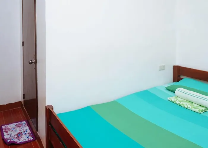 Hotel C Star Travellers 2*