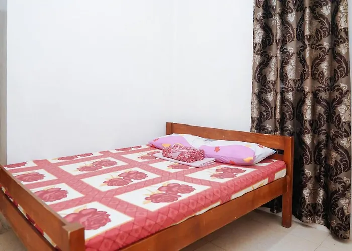 Hotel C Star Travellers 2*